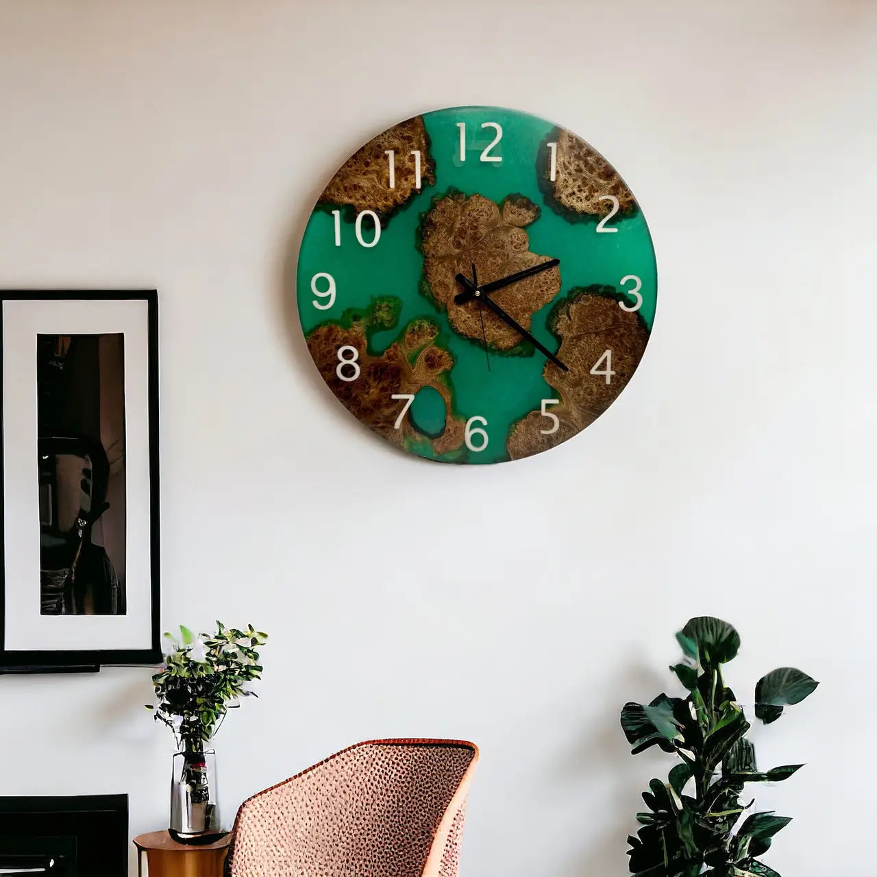 Luxury 45 cm burl wood wall clock with green resin design