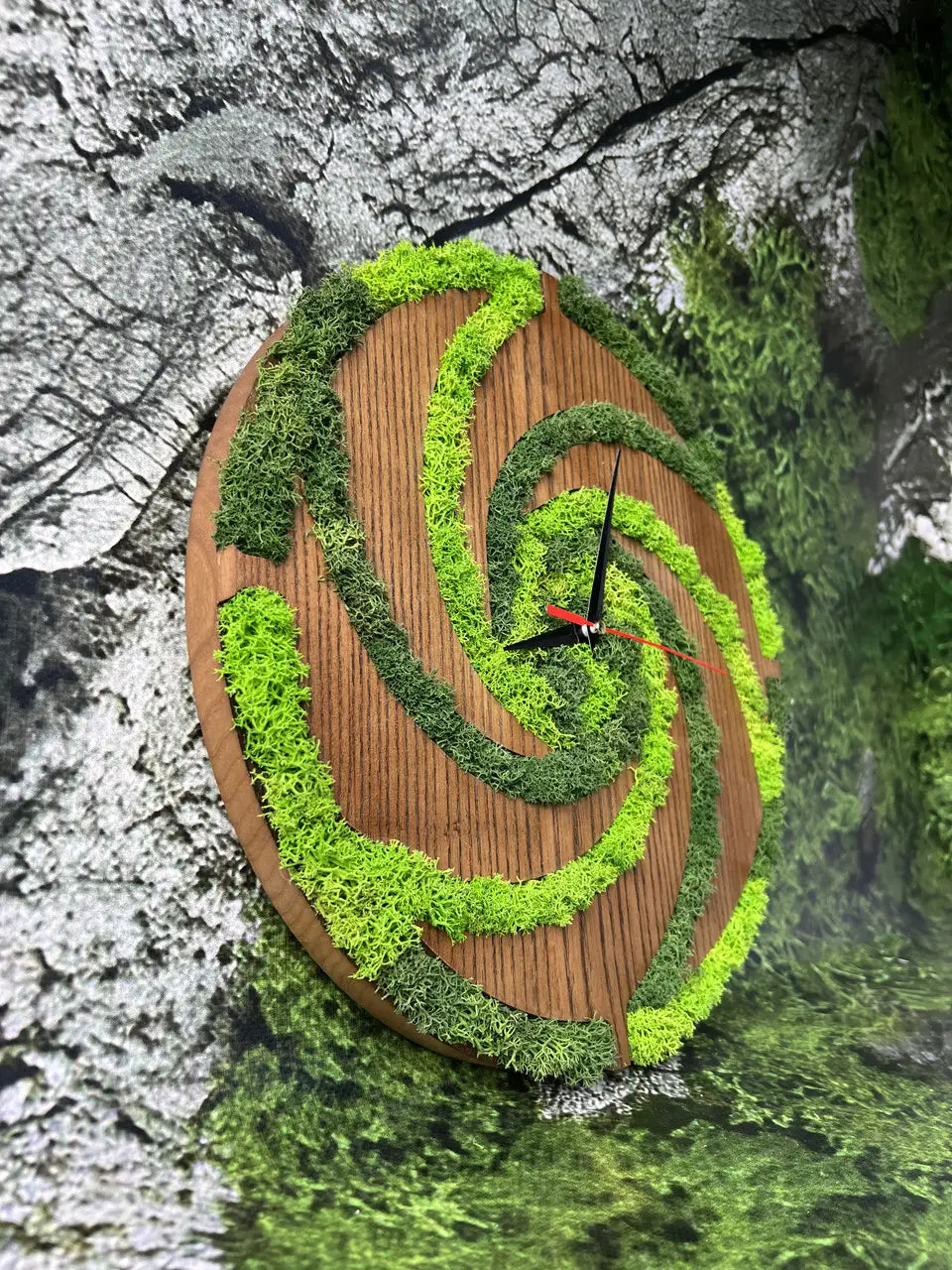 Wood wall clocks decorated with preserved green moss