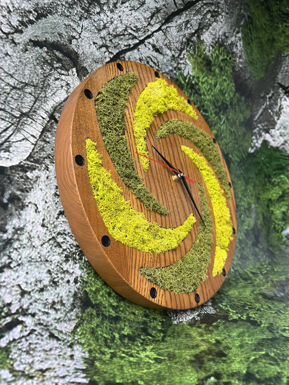 Wooden Wall Clock with curved ash wood spiral pattern