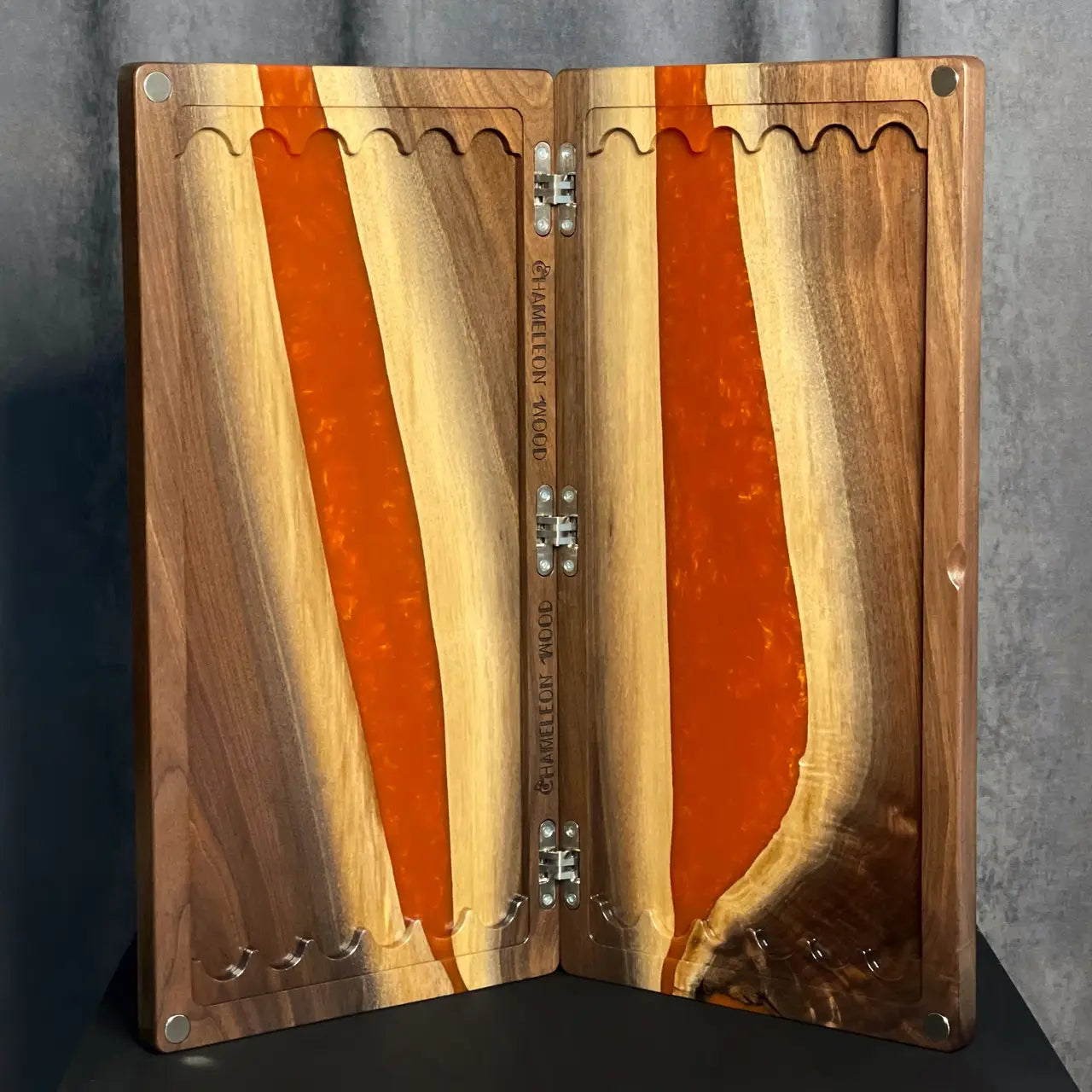 Amber River natural oak backgammon set with flowing resin design