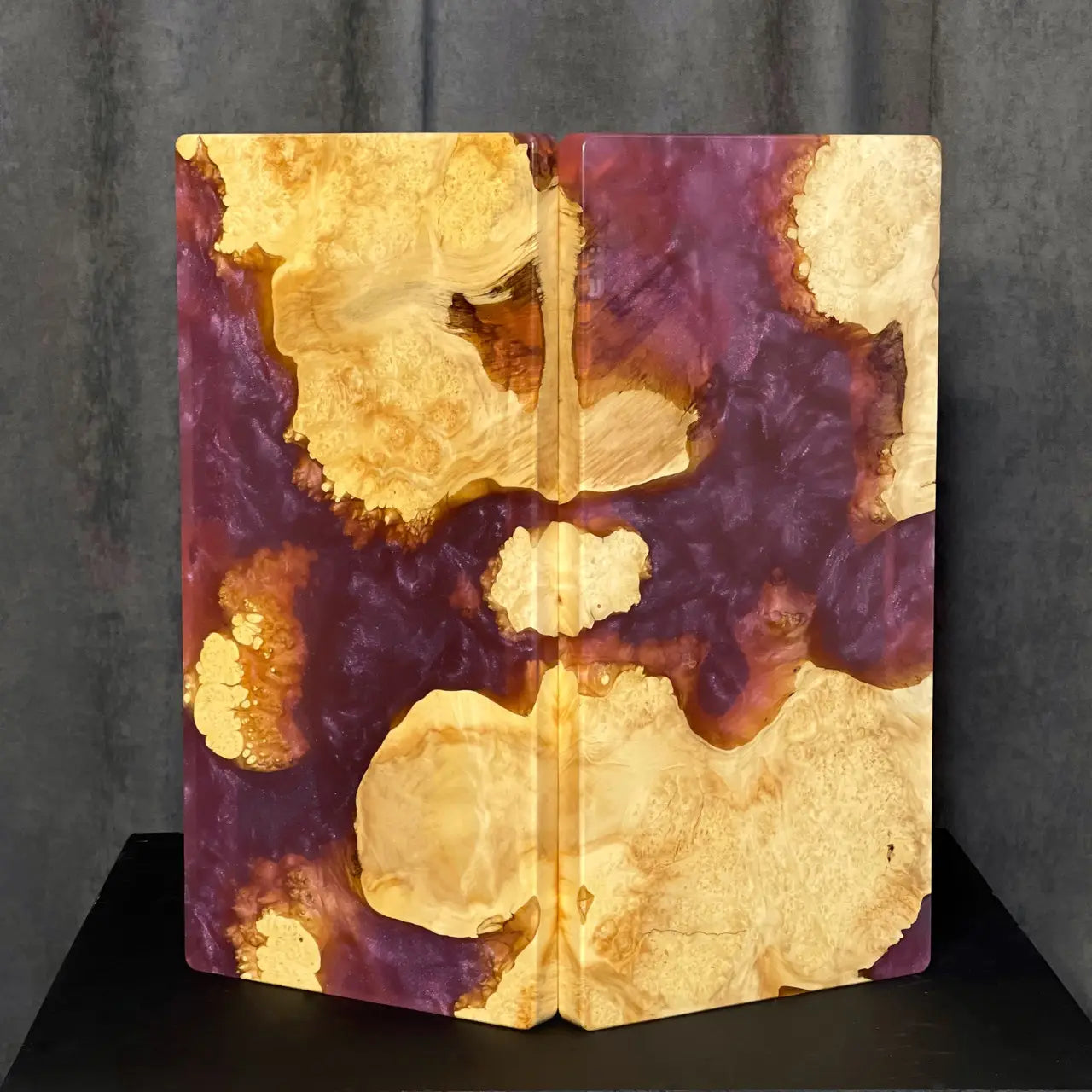 Beautiful amethyst epoxy resin backgammon board set