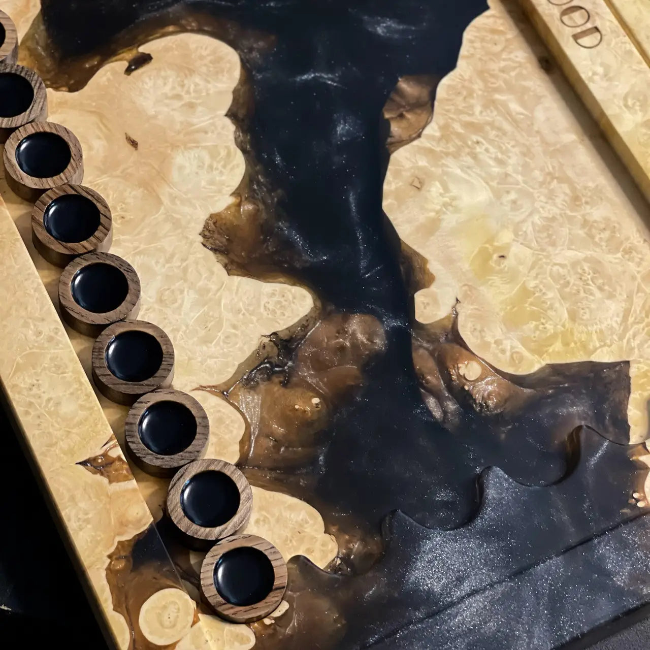 Open 50 cm Black Pearl backgammon board with dark pearlescent epoxy
