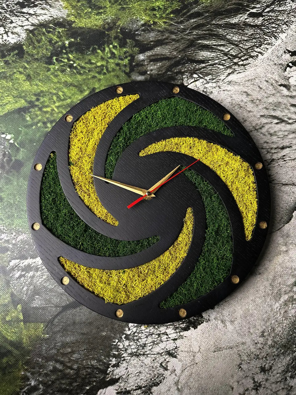 Wooden Wall Clock with spiral moss design