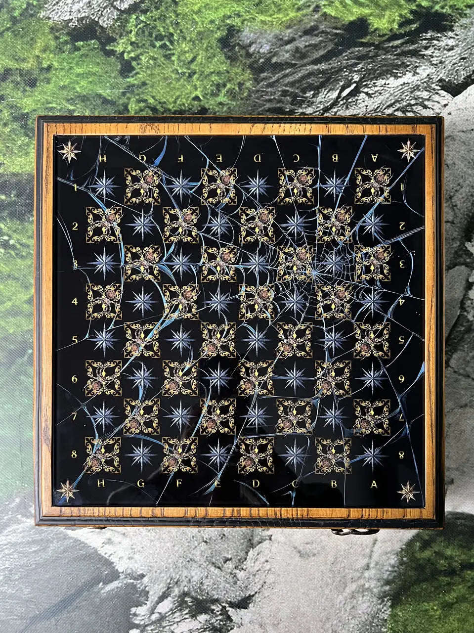Elegant Spider in the Web collector chess set