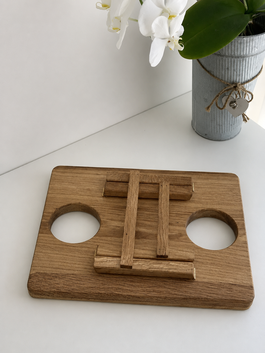 Foldable oak wine table for picnics and parties