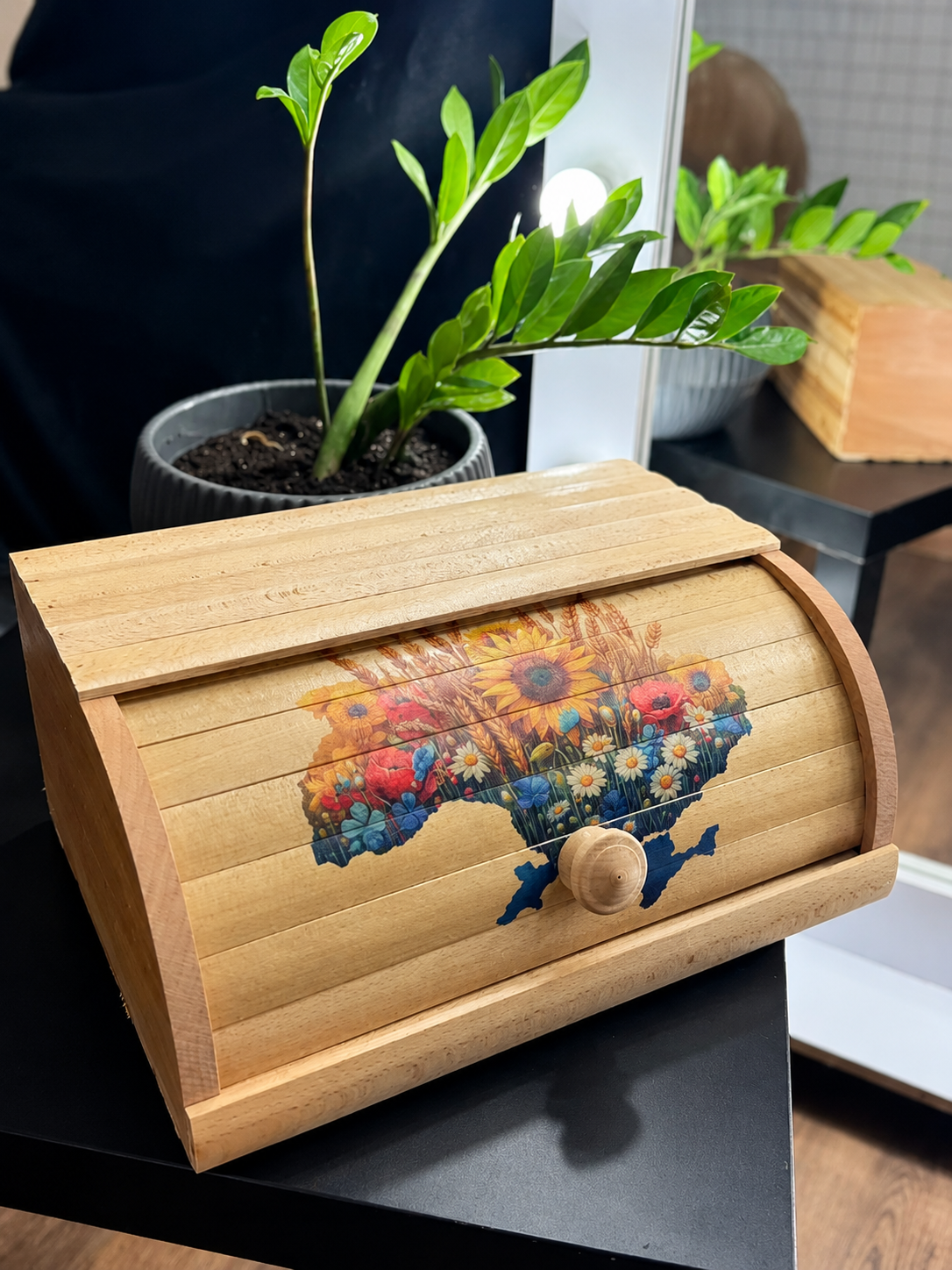 Beech wood roll-top bread bin featuring decorative Ukraine map design