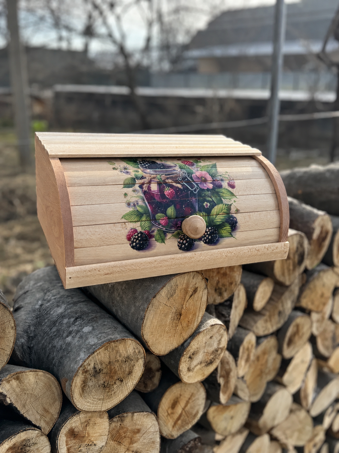 Roll-top wooden bread box for kitchen bread storage