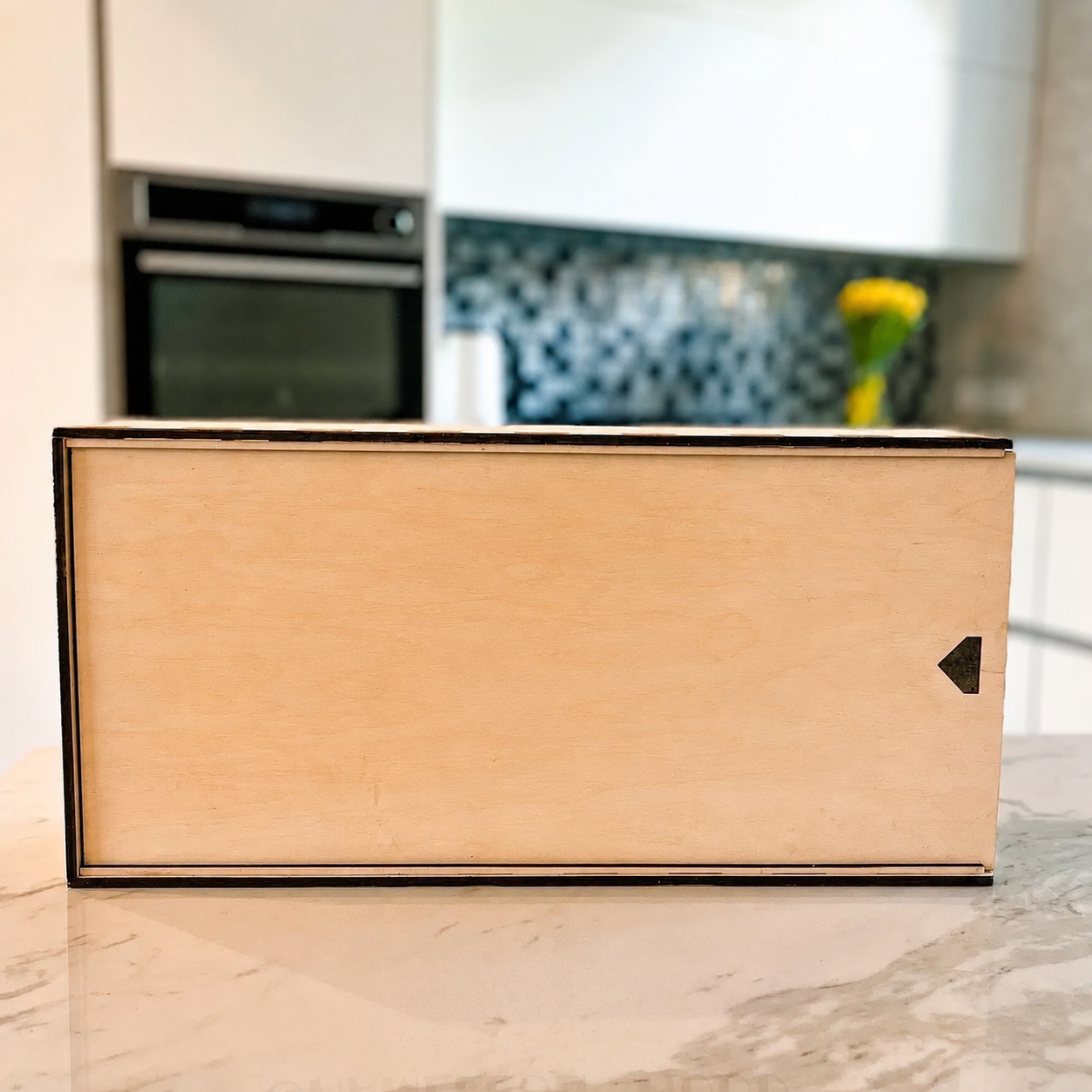 Luxury wooden serving tray gift for wine lovers
